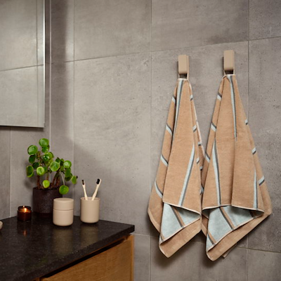 Zone Sauna håndklæde sand/blå/grøn 50x100 cm