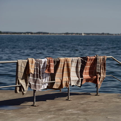 Zone Sauna håndklæde brun/sand/blå 70x140 cm