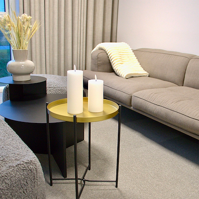 Bakkebord i guld Ø35 cm H47 cm