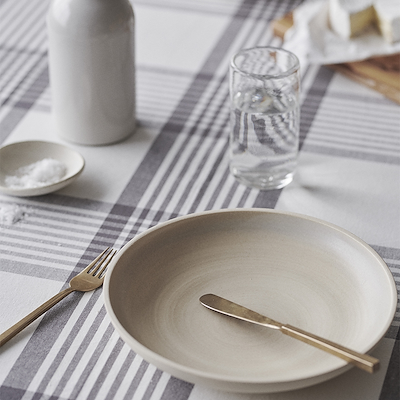 By Mogensen dug large checks 140x140 cm