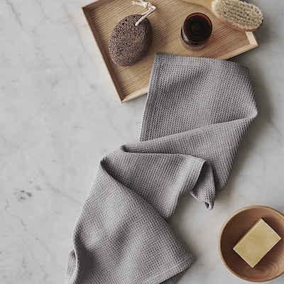 By Mogensen håndklæde grey waffle 38x63 cm