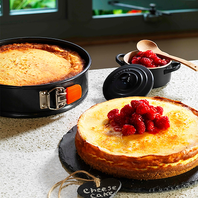 Le Creuset springform non-stick Ø24 cm