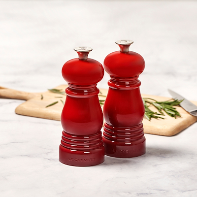 Le Creuset salt & peber mini kværnsæt cerise