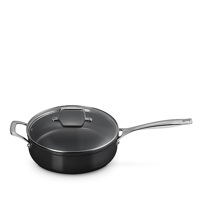Le Creuset Essential sauterpande med keramisk belægning 26 cm 4 liter