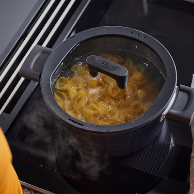 Fiskars Hard Face non-stick gryde med låg 3,5 liter