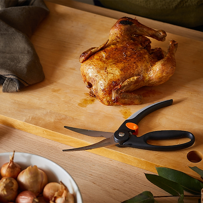 Fiskars Fjerkræsaks 25 cm Soft Håndtag