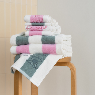 Moomin Arabia håndklæde 70x140 cm rosa muslinger stribet