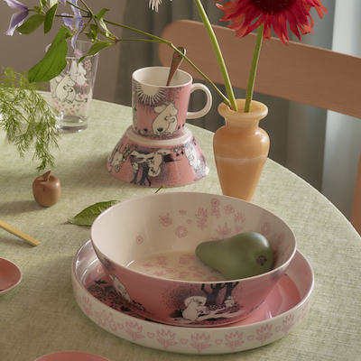 Moomin Arabia Kærlighed 30 års jubilæums fad lyserød Ø 28 cm