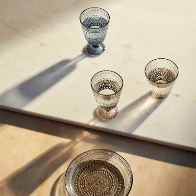 Iittala Kastehelmi glas på fod 30 cl linen