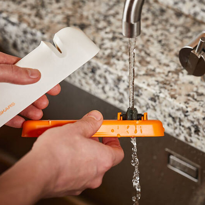 Fiskars Functional Form knivsliber orange/hvid 16 cm