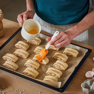 Fiskars Functional Form bagesæt - dejskraber & pensel