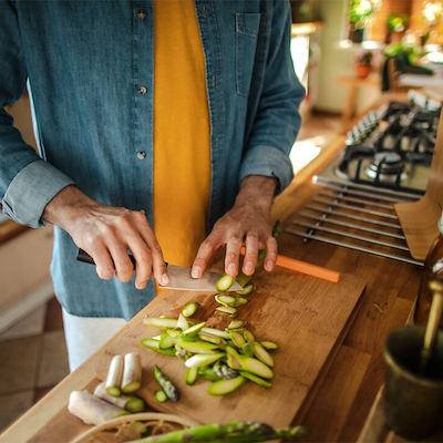 Fiskars Functional Form lille kokkekniv 29,5 cm