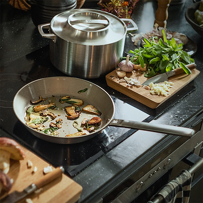 Fiskars Norden stål stegepande Ø28 cm