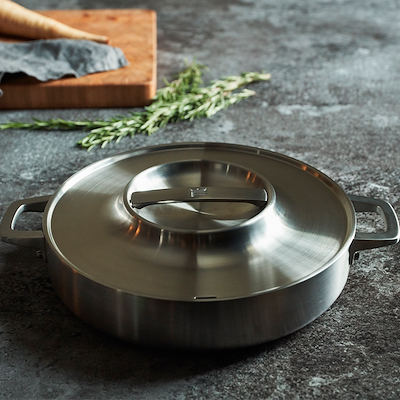 Fiskars Norden stål stegefad med låg 28 cm