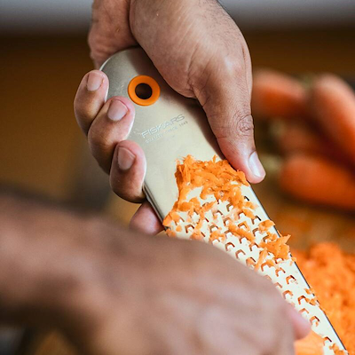 Fiskars Functional Form rivejern grov rustfrit stål 24,2 cm