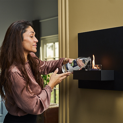 Tenderflame Square 90 vægpejs sort