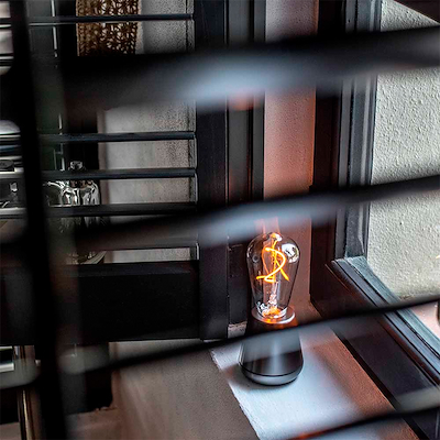 Humble One bordlampe titanium