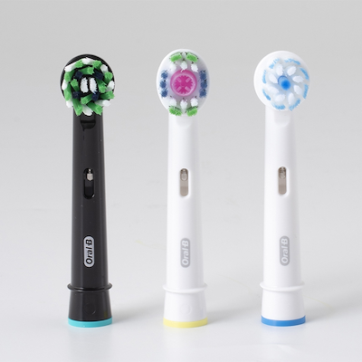 Oral-B Pro gavesæt med to tandbørster 3 3900 Duo black/white