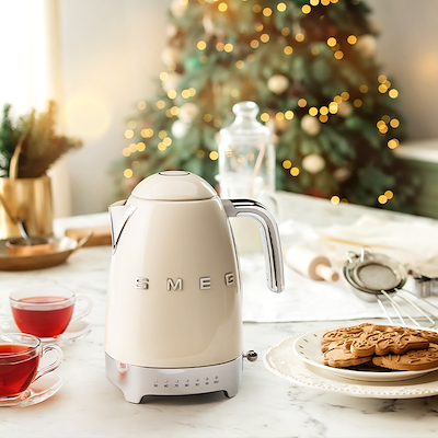 Smeg KLF03CREU elkedel creme 1,7 liter 2400 watt