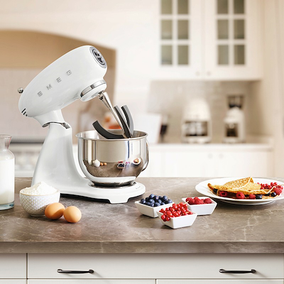 Smeg SMF03WHEU køkkenmaskine hvid 4,8 liter 800 watt