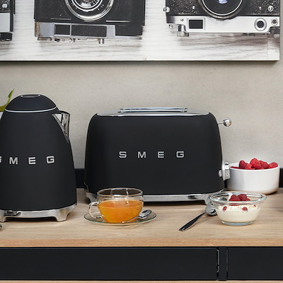 Smeg TSF01BLMEU brødrister sort 2 skiver 950 watt