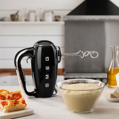 Smeg HMF01BLEU håndmixer sort 250 watt