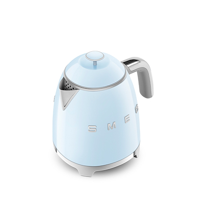 Smeg KLF05PBEU elkedel mini pastelblå 0,8 liter 1400 watt
