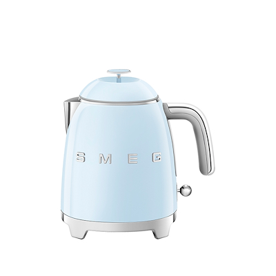 Smeg KLF05PBEU elkedel mini pastelblå 0,8 liter 1400 watt