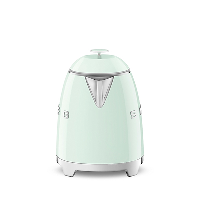 Smeg KLF05PGEU elkedel mini pastelgrøn 0,8 liter 1400 watt