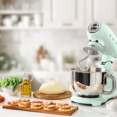 Smeg SMF03PBEU køkkenmaskine pastelgrøn 4,8 liter 800 watt