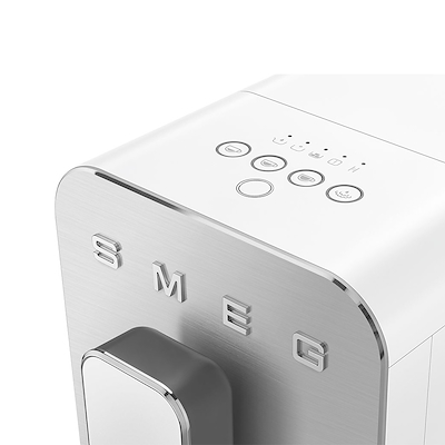 Smeg Collezione automatisk espressomaskine 19 bar hvid