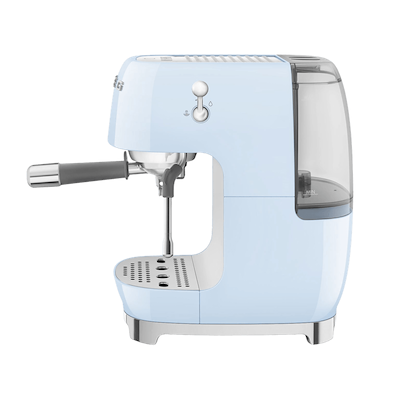 Smeg 50's Style cold brew espressomaskine pastelblå 1650 watt