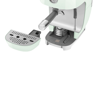 Smeg 50's Style cold brew espressomaskine pastelgrøn 1650 watt