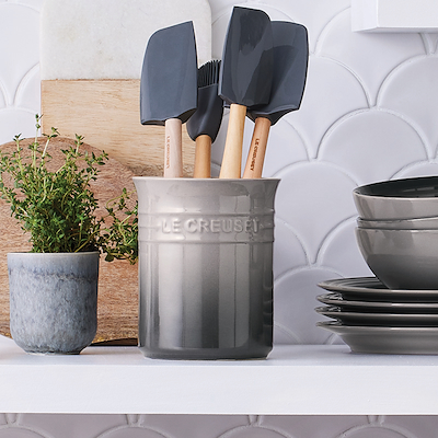 Le Creuset Signature stentøj bestik- og redskabskrukke Flint