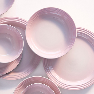 Le Creuset Signature stentøj pastatallerken 22cm Shell Pink