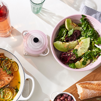 Le Creuset Signature stentøj serveringsskål 24cm Shell Pink