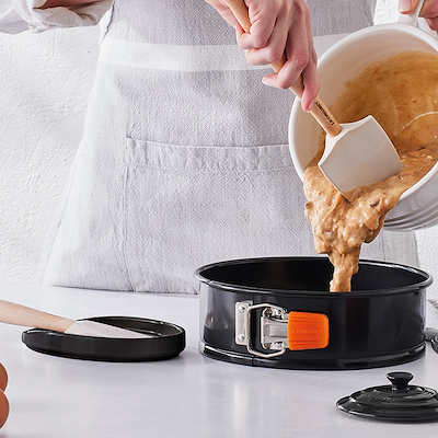 Le Creuset Signature stentøj oval grydeskeholder Black