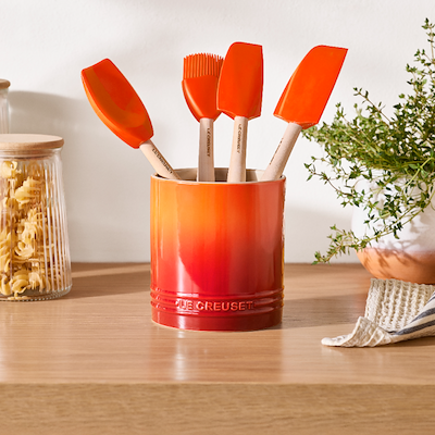 Le Creuset Signature stentøj redskabskrukke 1,1 liter Volcanic