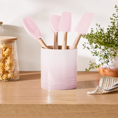 Le Creuset Signature stentøj redskabskrukke 1,1 liter Shell Pink