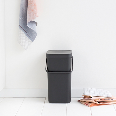 Brabantia Sort & Go affaldsspand med låg mørkegrå 16 liter