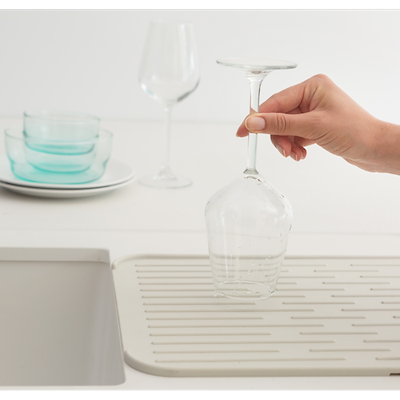 Brabantia SinkSide opvaskemåtte silikone lysegrå