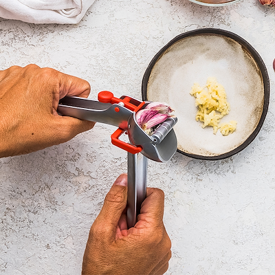 Dreamfarm Garject hvidløgspresser rød