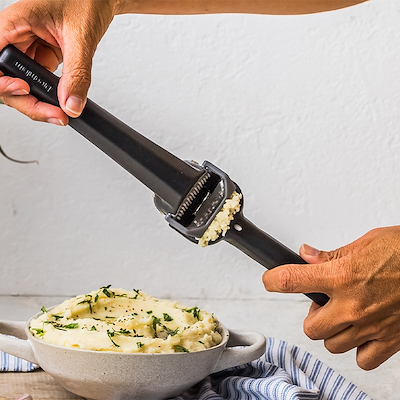 Dreamfarm Garject lite hvidløgspresser sort