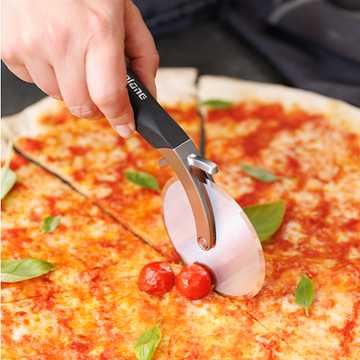 Microplane Specialty pizzahjul sort L 20 cm